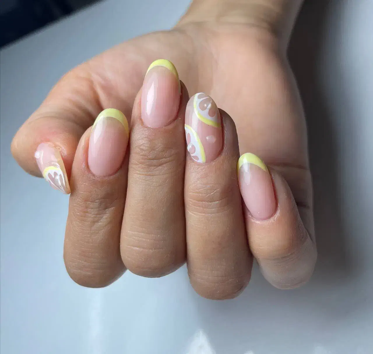 خدمات‌ زیبایی لاین ناخن مژه فشیال|خدمات آرایشگری و زیبایی|میبد, |دیوار