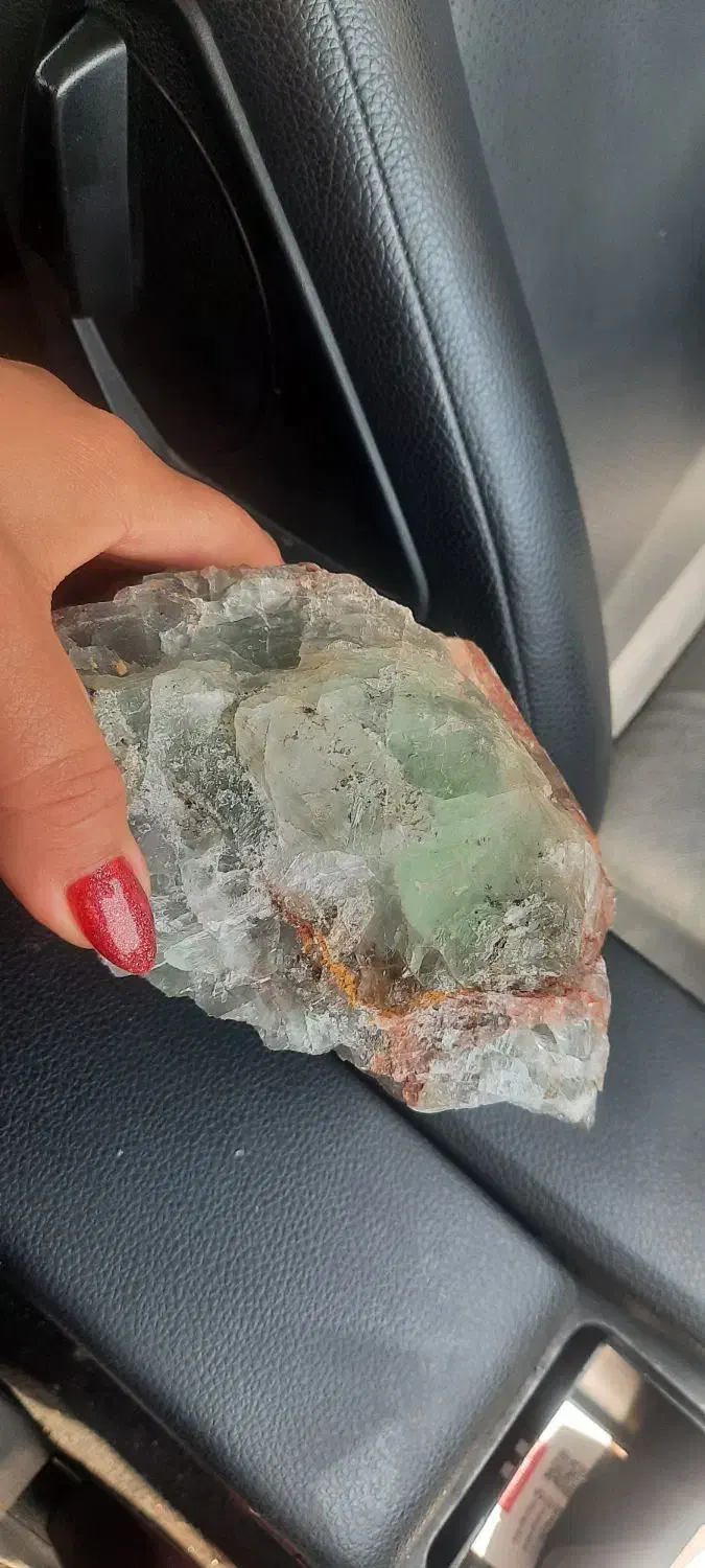 سنگ راف احتمالا زمرد|جواهرات|کیش, |دیوار