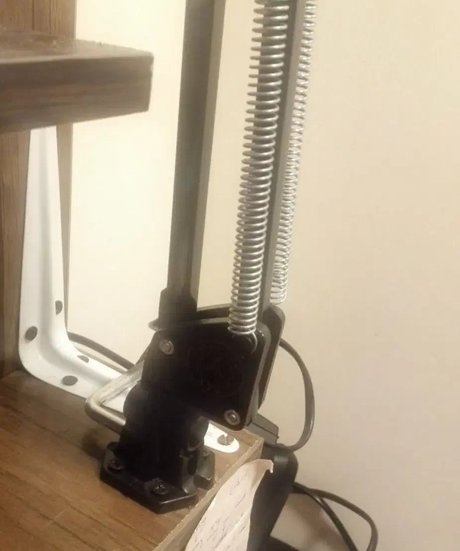 چراغ مطالعه|لامپ و چراغ|قم, نیروگاه|دیوار