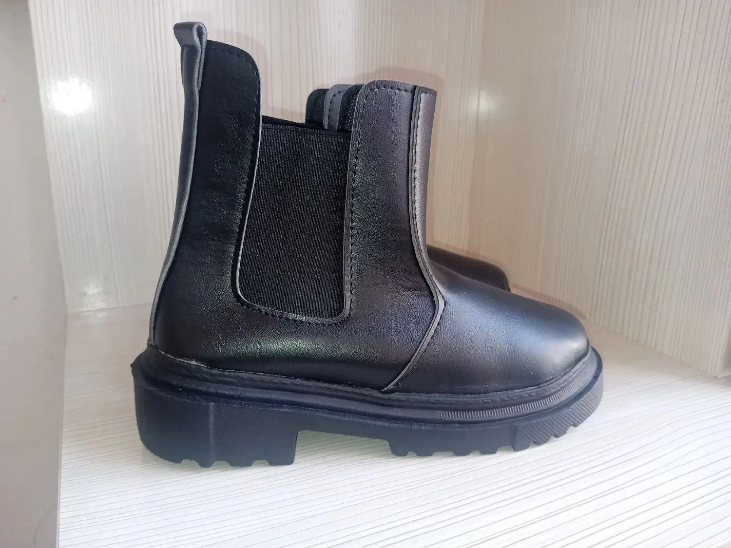 نیم بوت|کیف، کفش، کمربند|قوچان, |دیوار