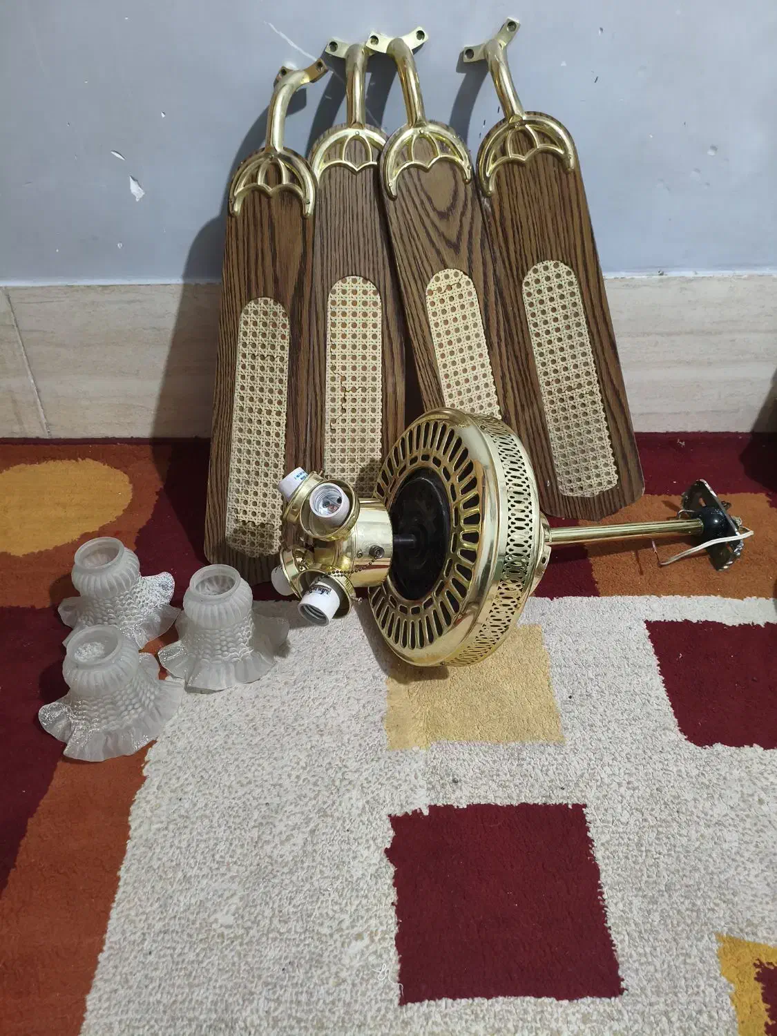 پنکه|پنکه و تصفیه‌کنندهٔ هوا|شیراز, انجیر|دیوار