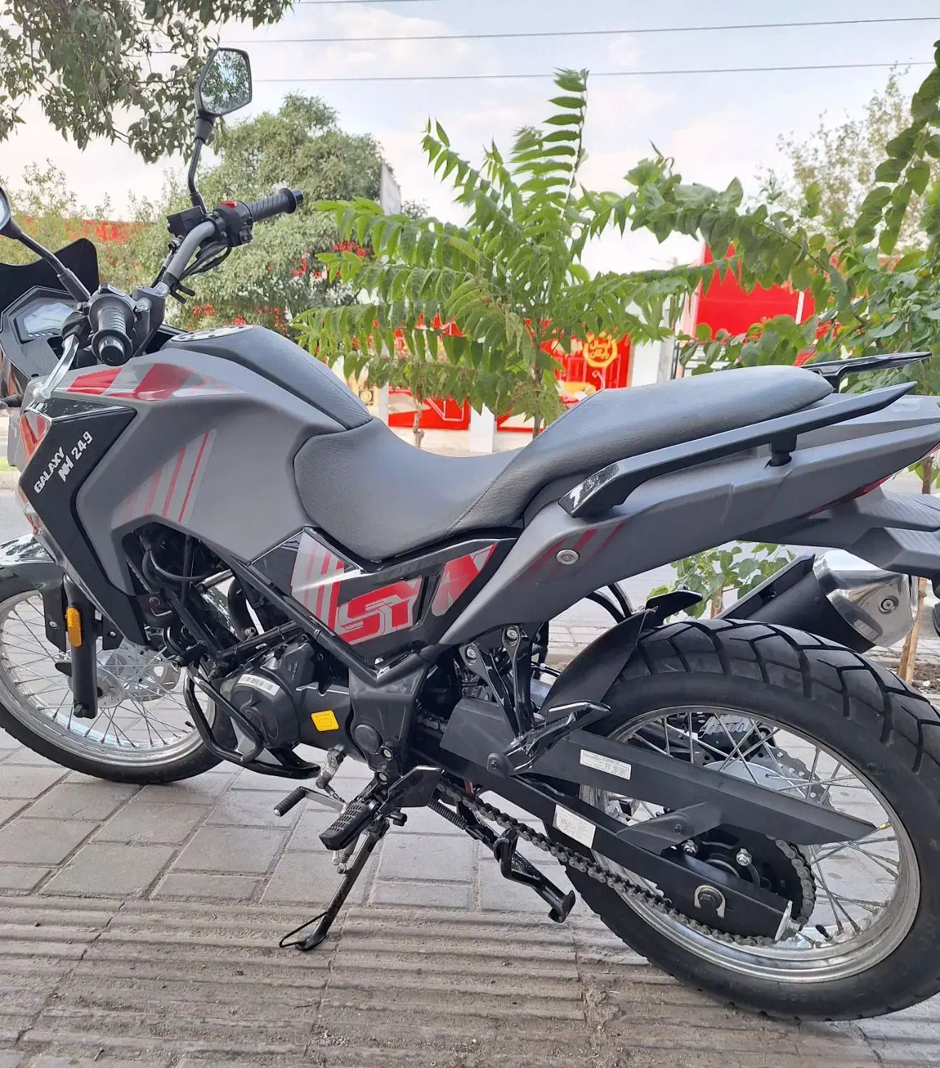 ان اچ ۲۵۰ ادونچر ۱۴۰۴ در حد آکبند|موتورسیکلت|تهران, مسعودیه|دیوار