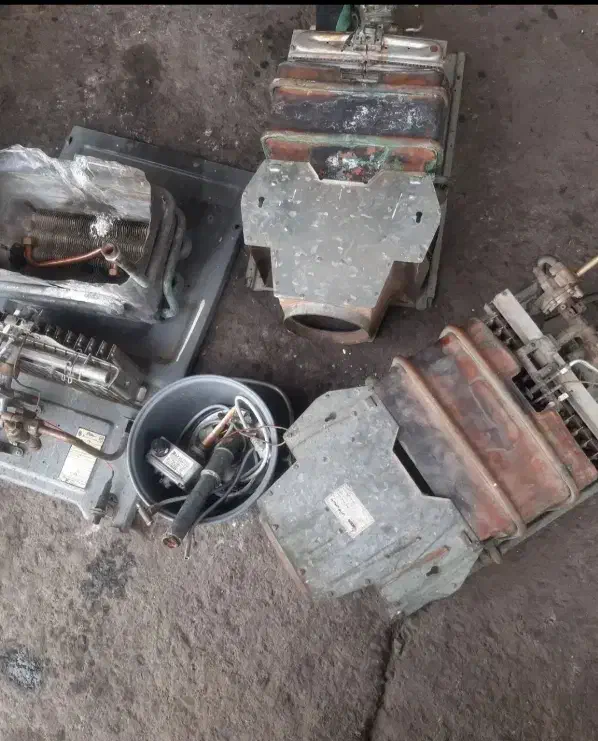 خرید و فروش آبگرمکن دیواری بوتان سالم و خراب|آبگرمکن، پکیج، شوفاژ|مشهد, انقلاب|دیوار