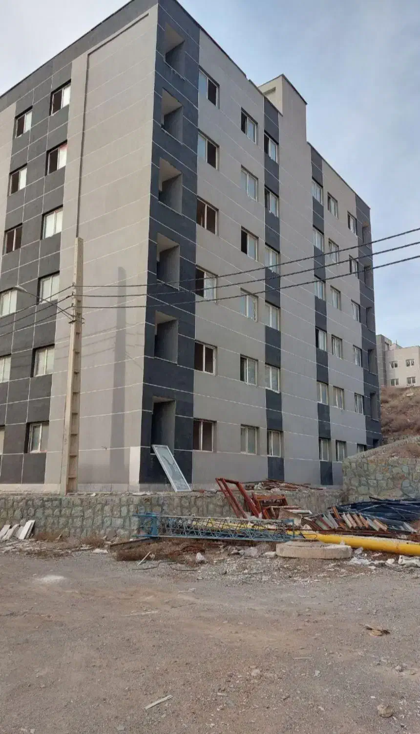 دو خواب/پارکینگ/آسانسور/تهاتر/چک صیادی|فروش آپارتمان|هشتگرد, شهرک گلها|دیوار