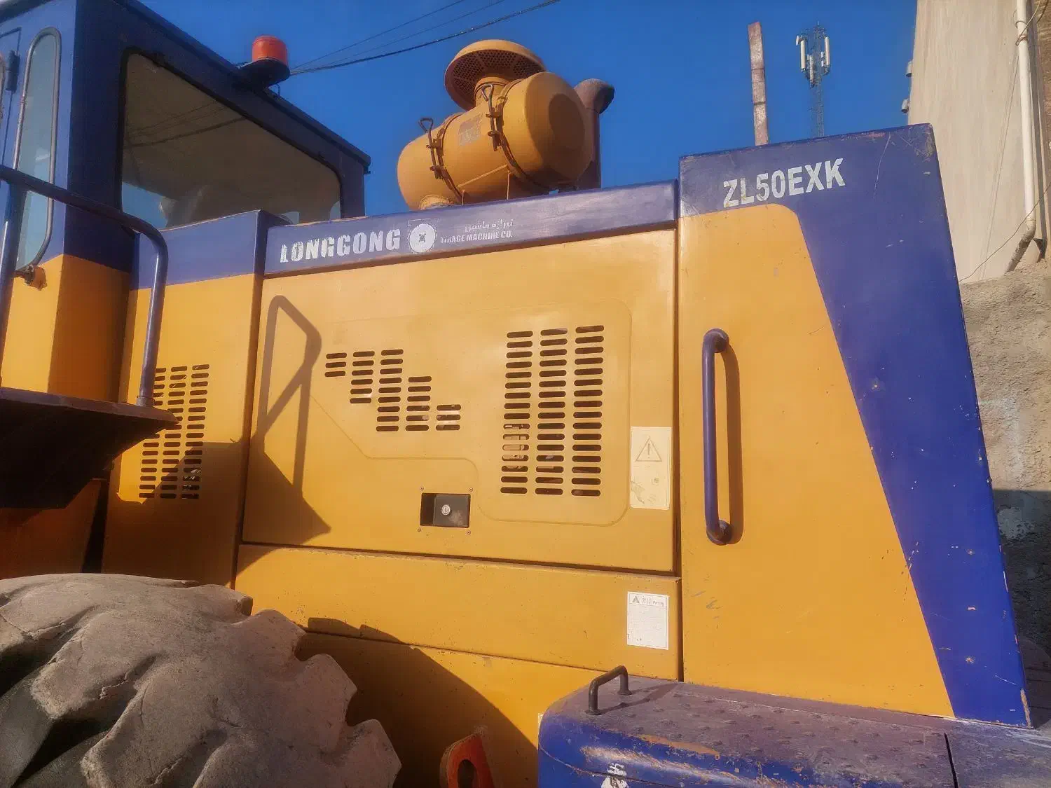 لودر زدل ۵۰|خودرو سنگین|ابریشم, |دیوار