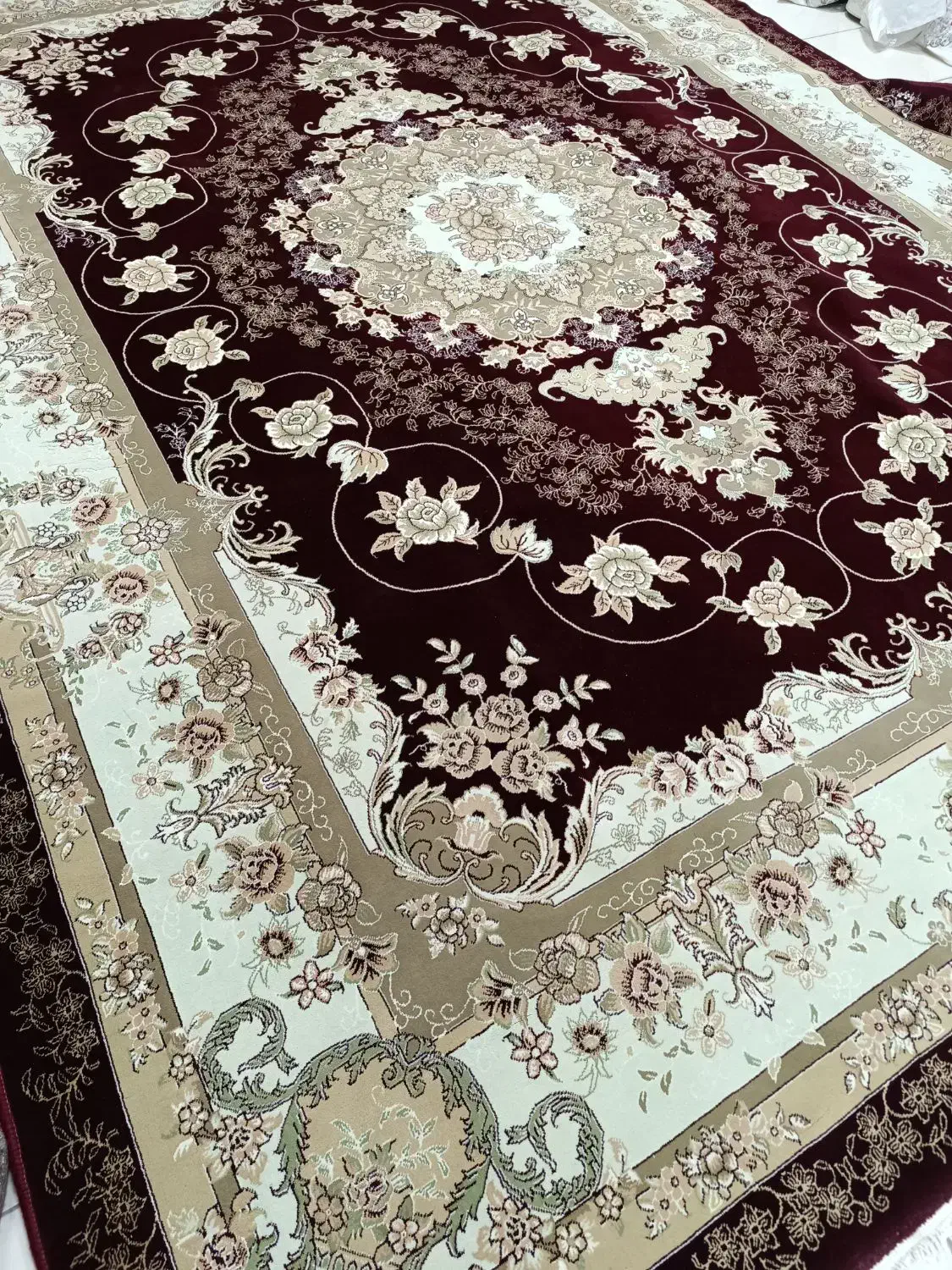 ۱۲ متری جفت کرم زرشکی درحد نو|فرش|کرمانشاه, |دیوار