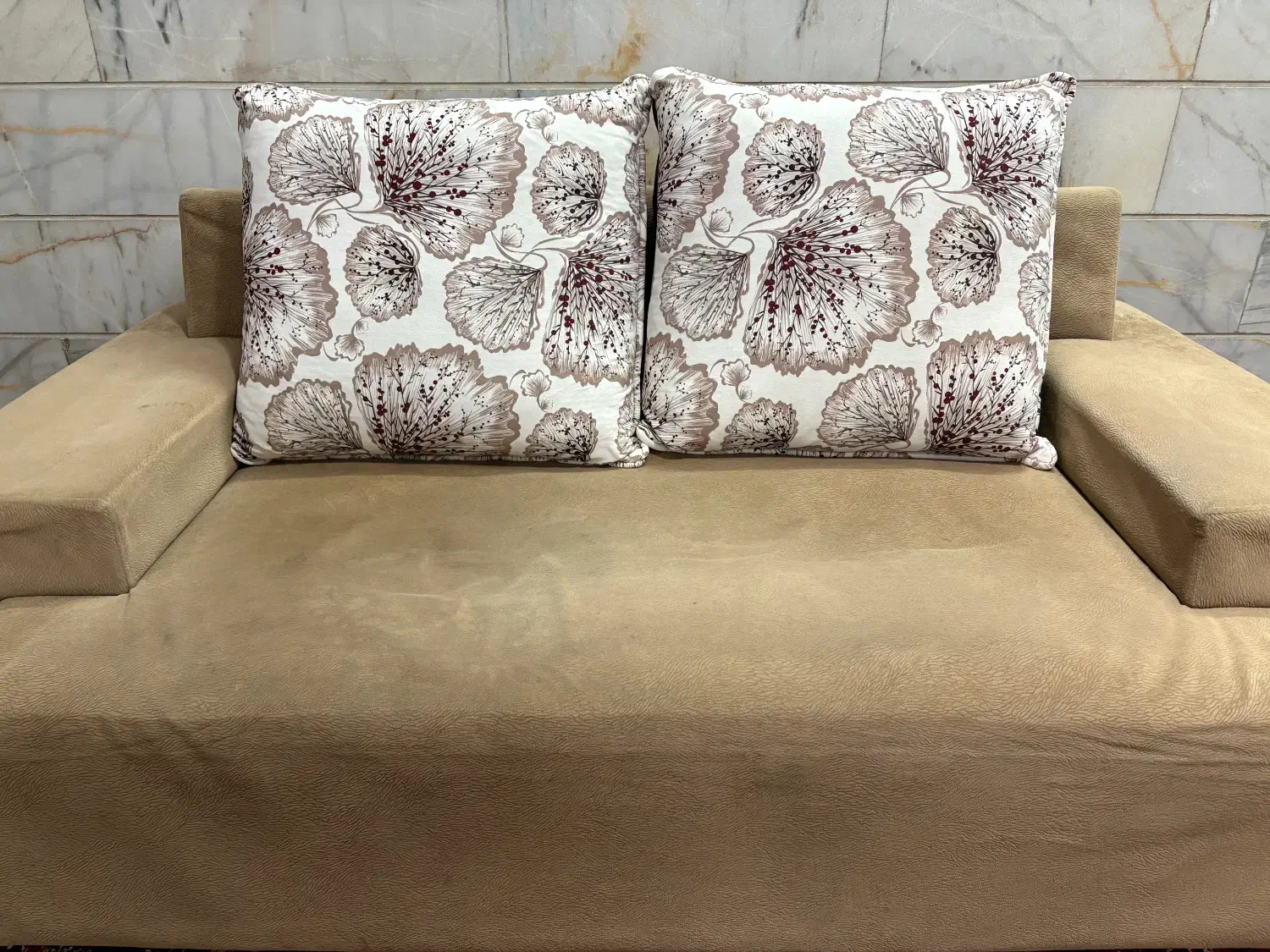 فروش مبل ۷نفره|مبلمان خانگی و میز عسلی|تاکستان, |دیوار