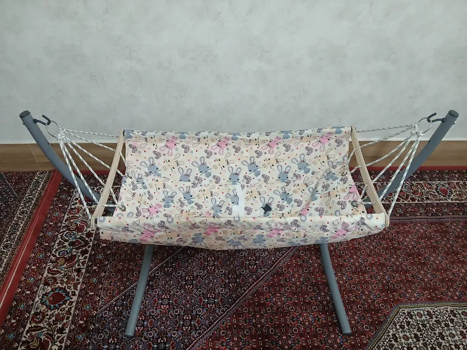 گهواره نوزاد|اسباب و اثاث بچه|زنجان, |دیوار