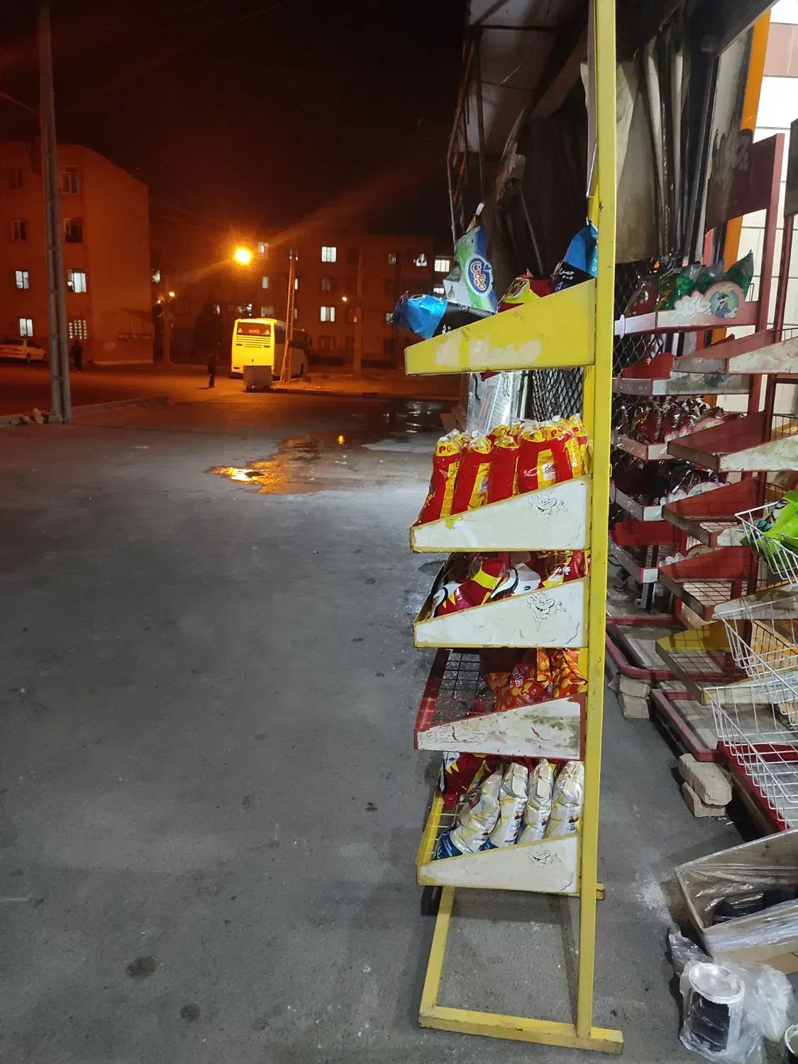 وسیله مغازه پله آهنی سبد قفسه سایه بان|فروشگاه و مغازه|محمدیه-قزوین, |دیوار