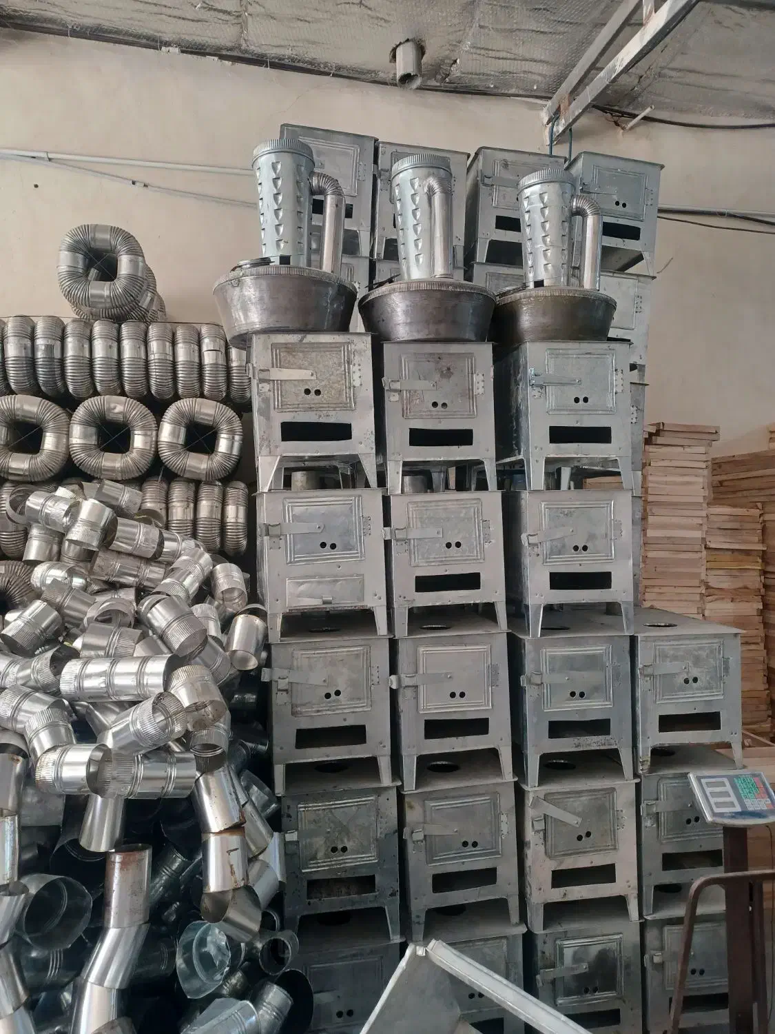 کارگاه تولید لوله بخاری و بخاری هیزمی|بخاری، هیتر، شومینه|لردگان, |دیوار