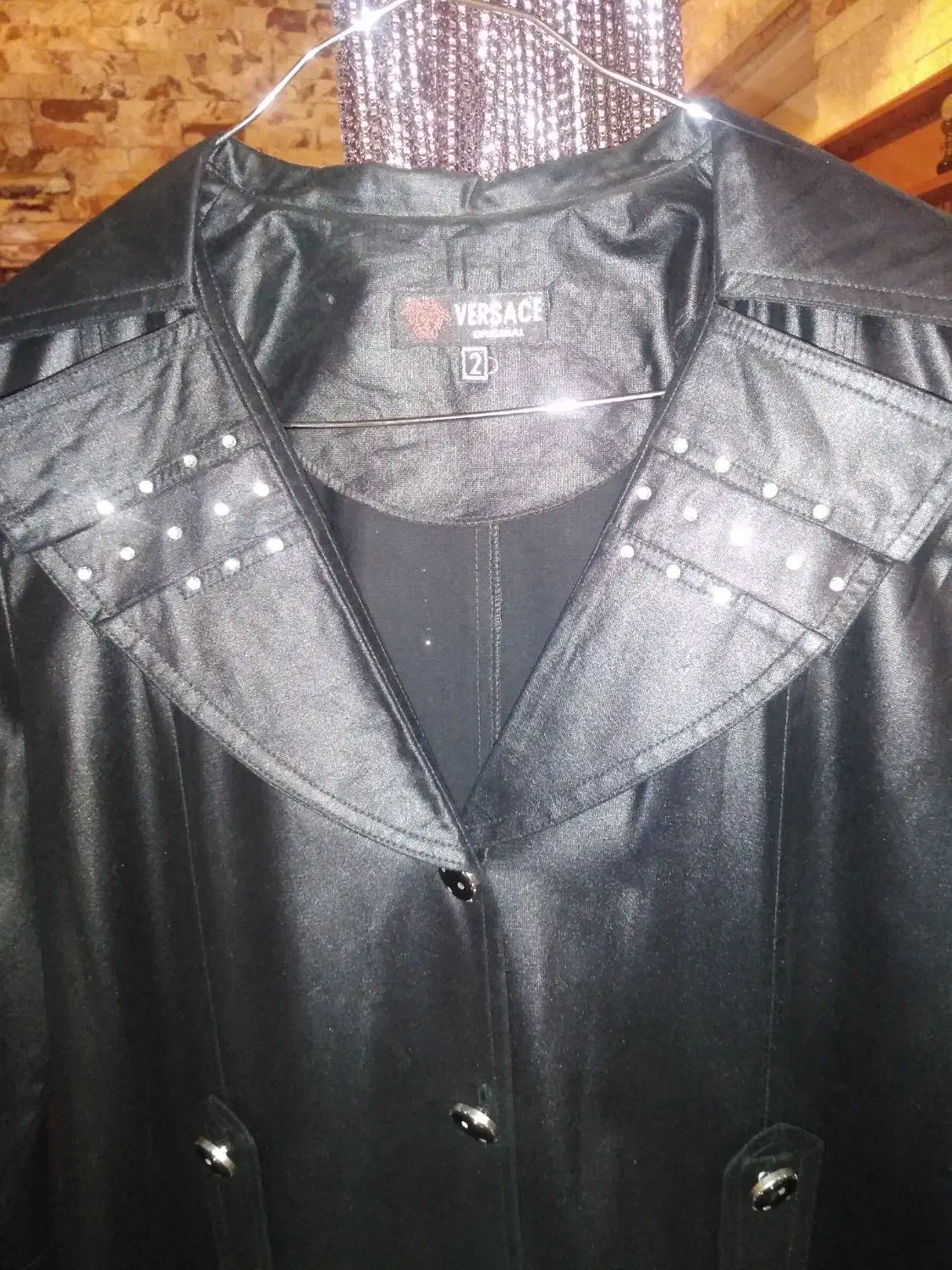 دو مدل مانتو مجلسی|لباس|اندیشه, اندیشه فاز ۱|دیوار