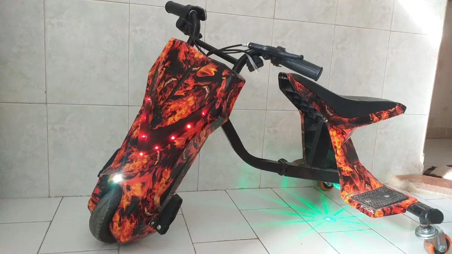 اسکوتر برقی دریفت|دوچرخه، اسکیت، اسکوتر|کرج, شهرک فهمیده|دیوار