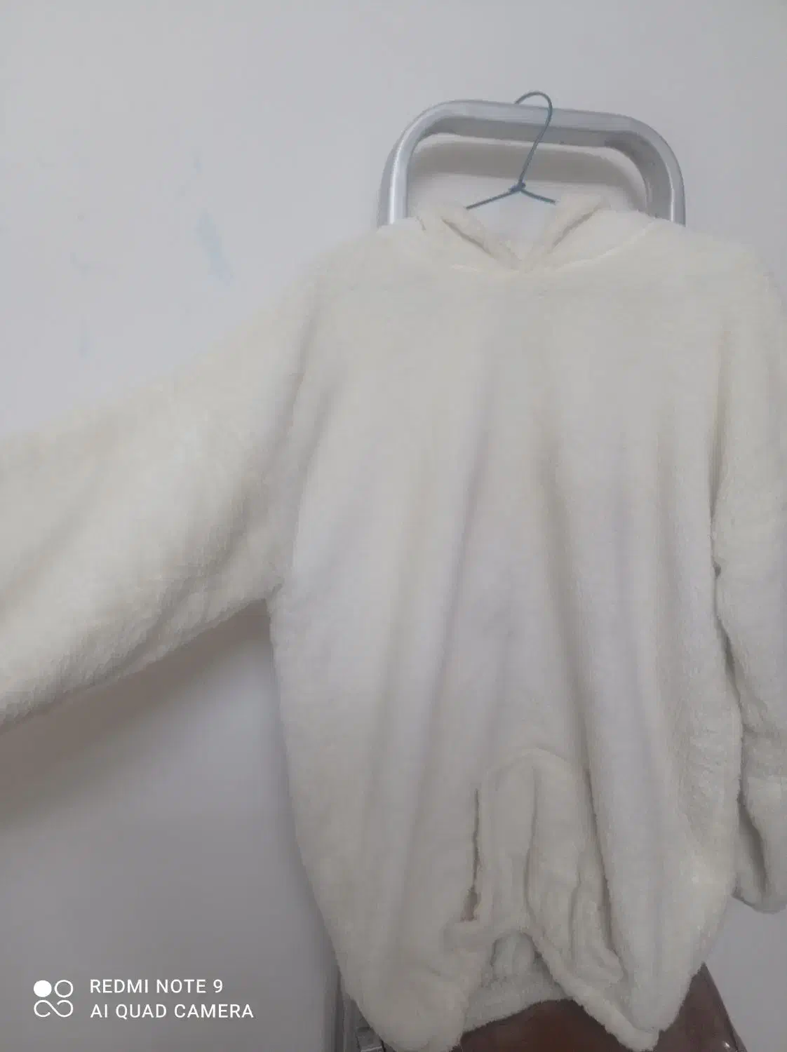 هودی تدی|لباس|سبزوار, امیر کبیر|دیوار