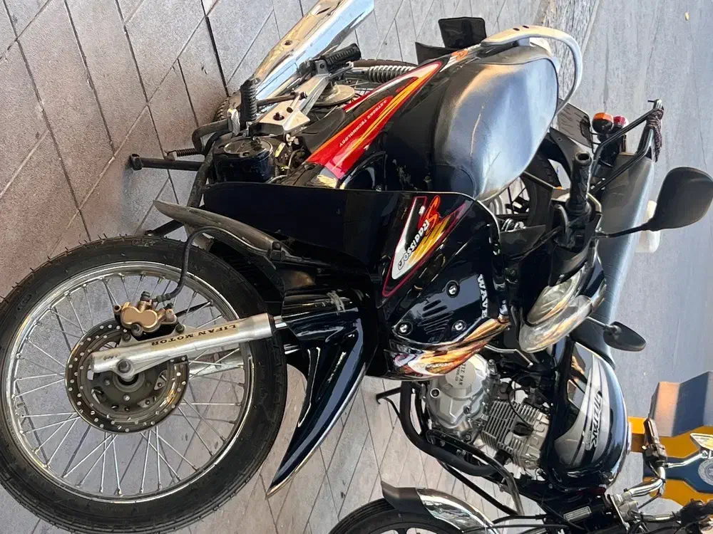 بی کلاج 125|موتورسیکلت|مشهد, امام خمینی|دیوار