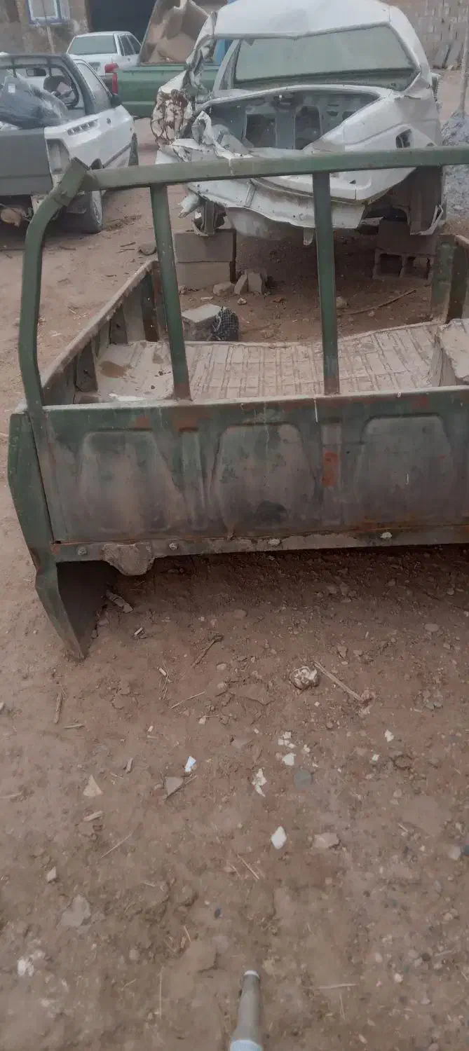 اتاق مزدا 1600|قطعات یدکی و لوازم جانبی|بافق, |دیوار