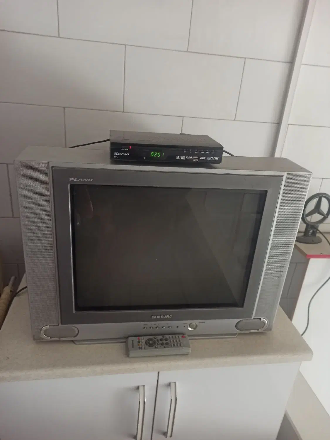 تلویزیون سامسونگ و گیرنده دیجیتال|تلویزیون و پروژکتور|یزد, |دیوار
