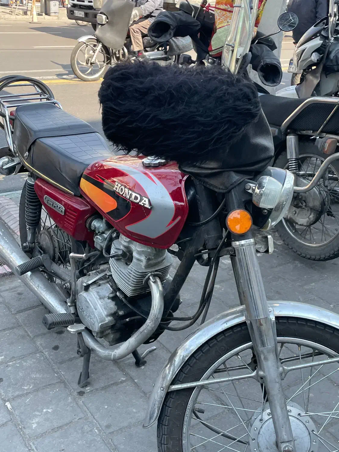 هوندا۱۲۵|موتورسیکلت|تهران, بهارستان|دیوار