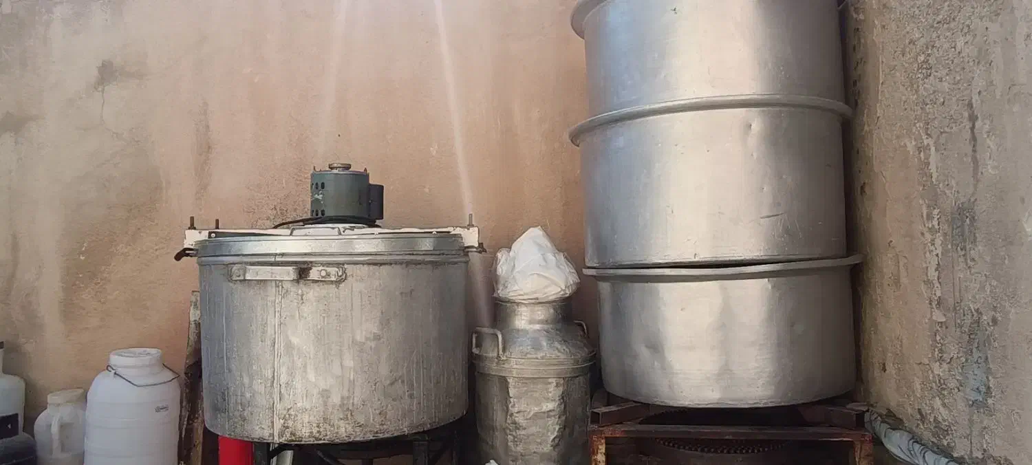 دیگ اشپزخانه بزرگ فروشی|ظروف پخت‌وپز|ایلام, |دیوار