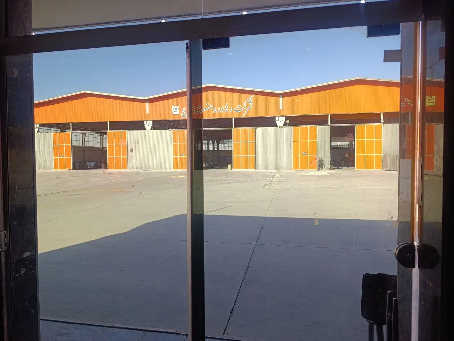 کارگر آقا ساده و فنی حسابدار خانم|استخدام صنعتی، فنی، مهندسی|شهرضا, |دیوار