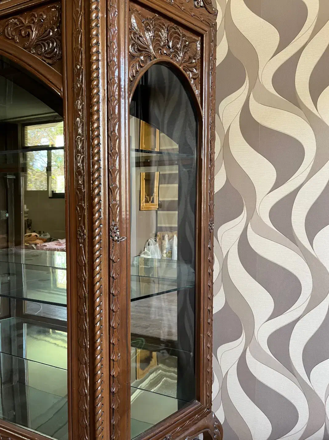 ویترین منبت چوبی|بوفه، ویترین، کنسول|اصفهان, فرهنگیان|دیوار