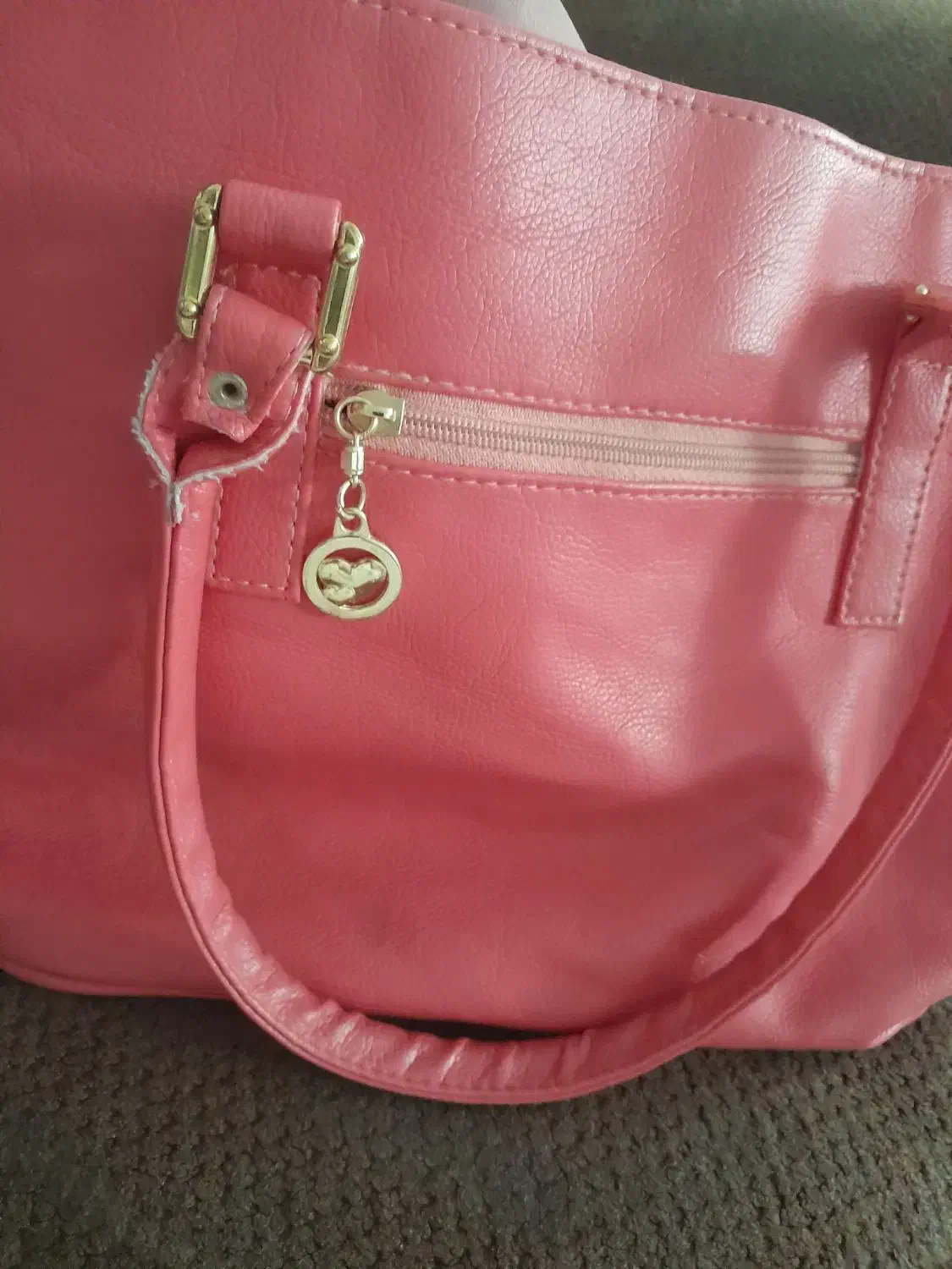 کیف  نو ودر حد نو|کیف، کفش، کمربند|کرمان, |دیوار