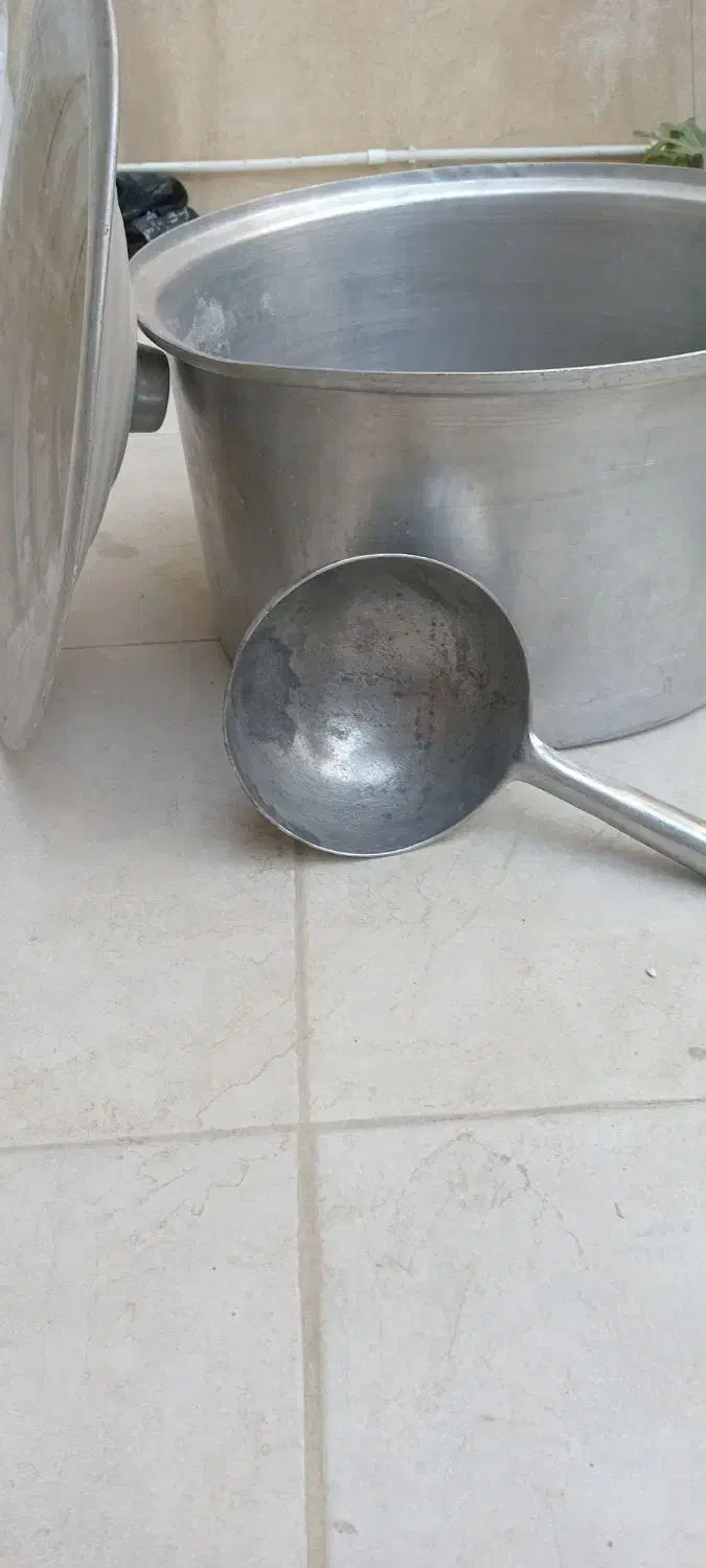 دیگ نذری|ظروف پخت‌وپز|کرمانشاه, |دیوار