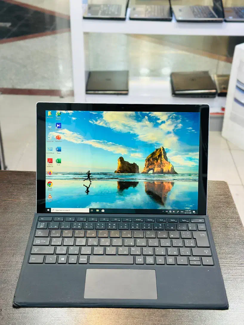 ویژه امروز لپ‌تاپ تبلت Surface Pro 5باSSD پرسرعت|رایانه همراه|اهواز, نادری|دیوار