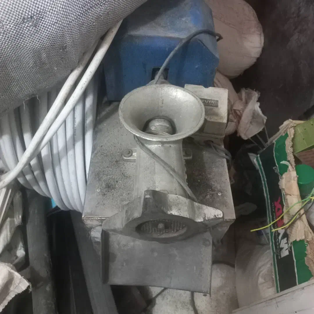 چرخ گوشت صنعتی سالم ۳۲|فروشگاه و مغازه|شیراز, شهرک مطهری|دیوار