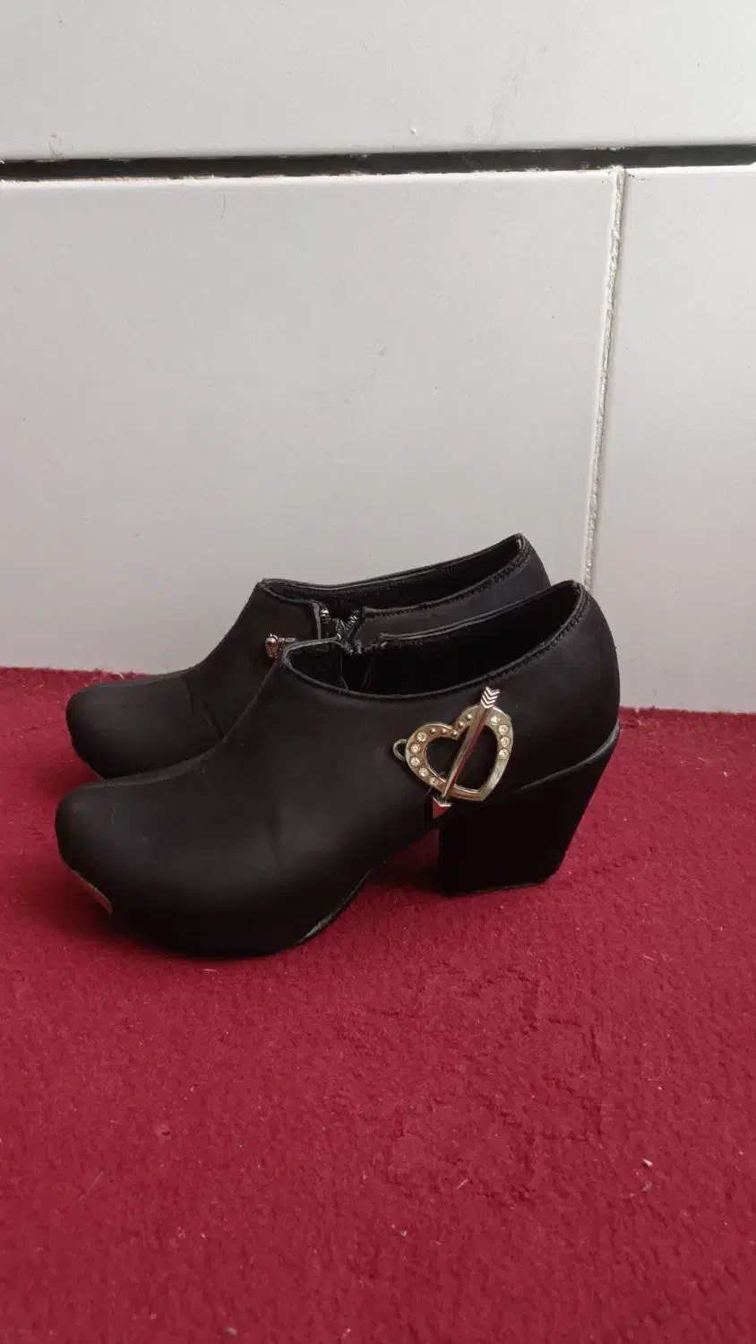 کفش مجلسی پاشنه دار سایز 39|کیف، کفش، کمربند|کرمان, |دیوار