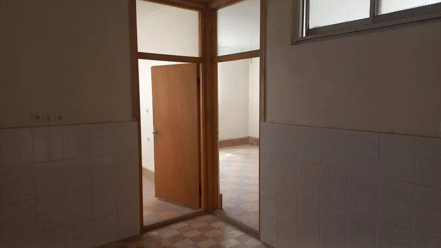 اجاره اداری تجاری خوابگاهی|اجارهٔ دفتر کار، اتاق اداری، مطب|خوی, |دیوار