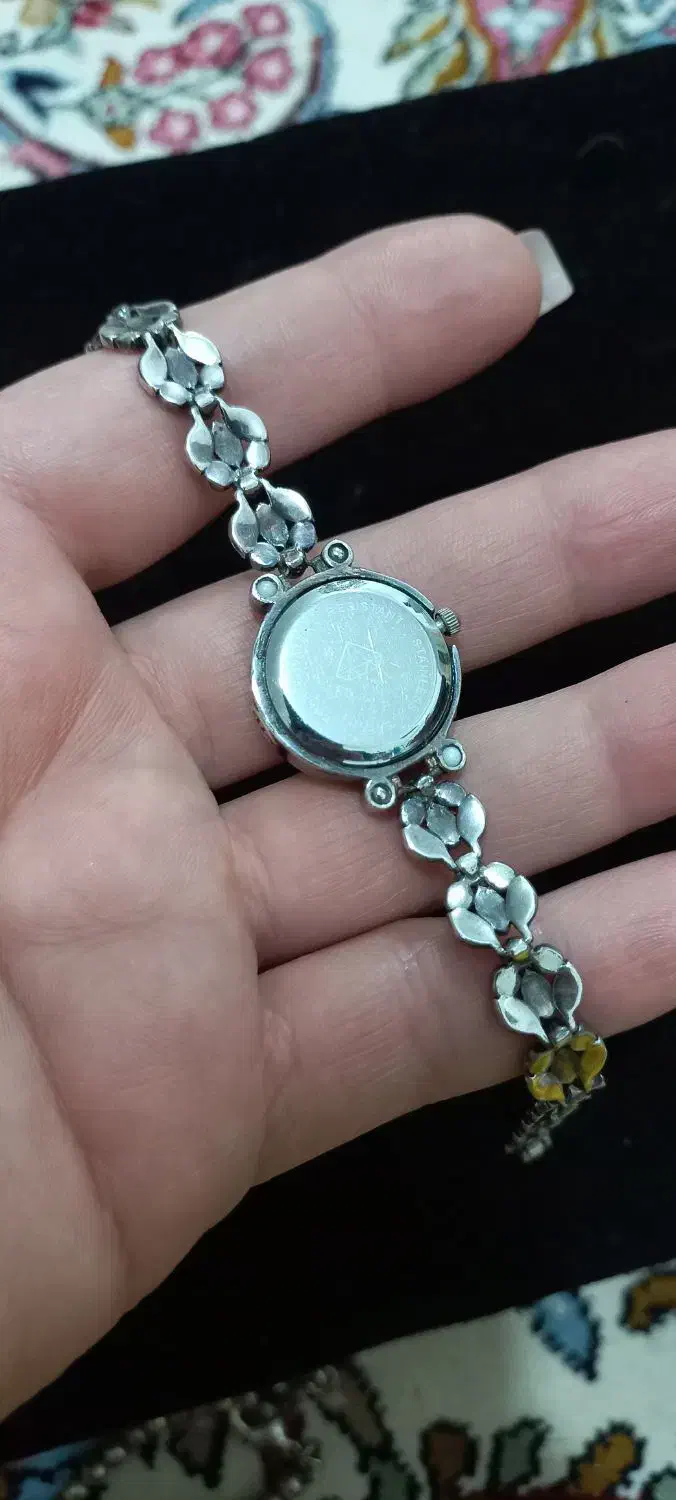 ساعت نقره و ساعت مارک|ساعت|گنبد کاووس, |دیوار