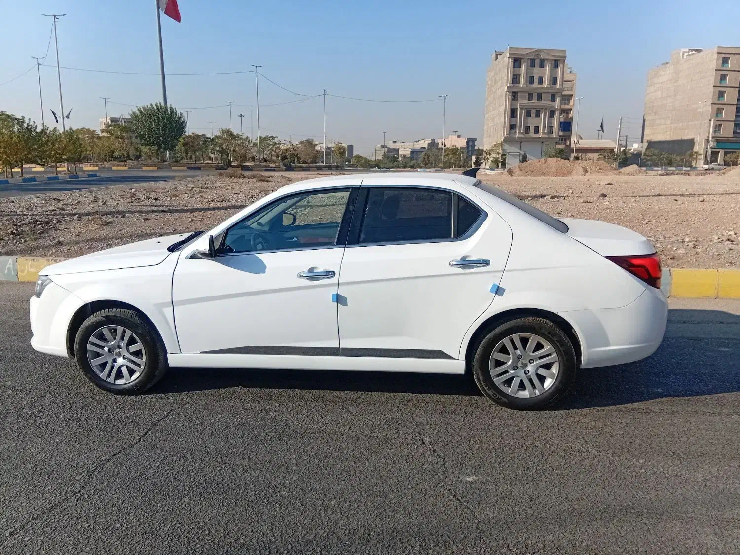 دنا پلاس ۵ دنده EF7 مدل آخر ۱۴۰۳ رینگ الومینیومی|خودرو سواری و وانت|پاکدشت, پاکدشت (مامازند)|دیوار