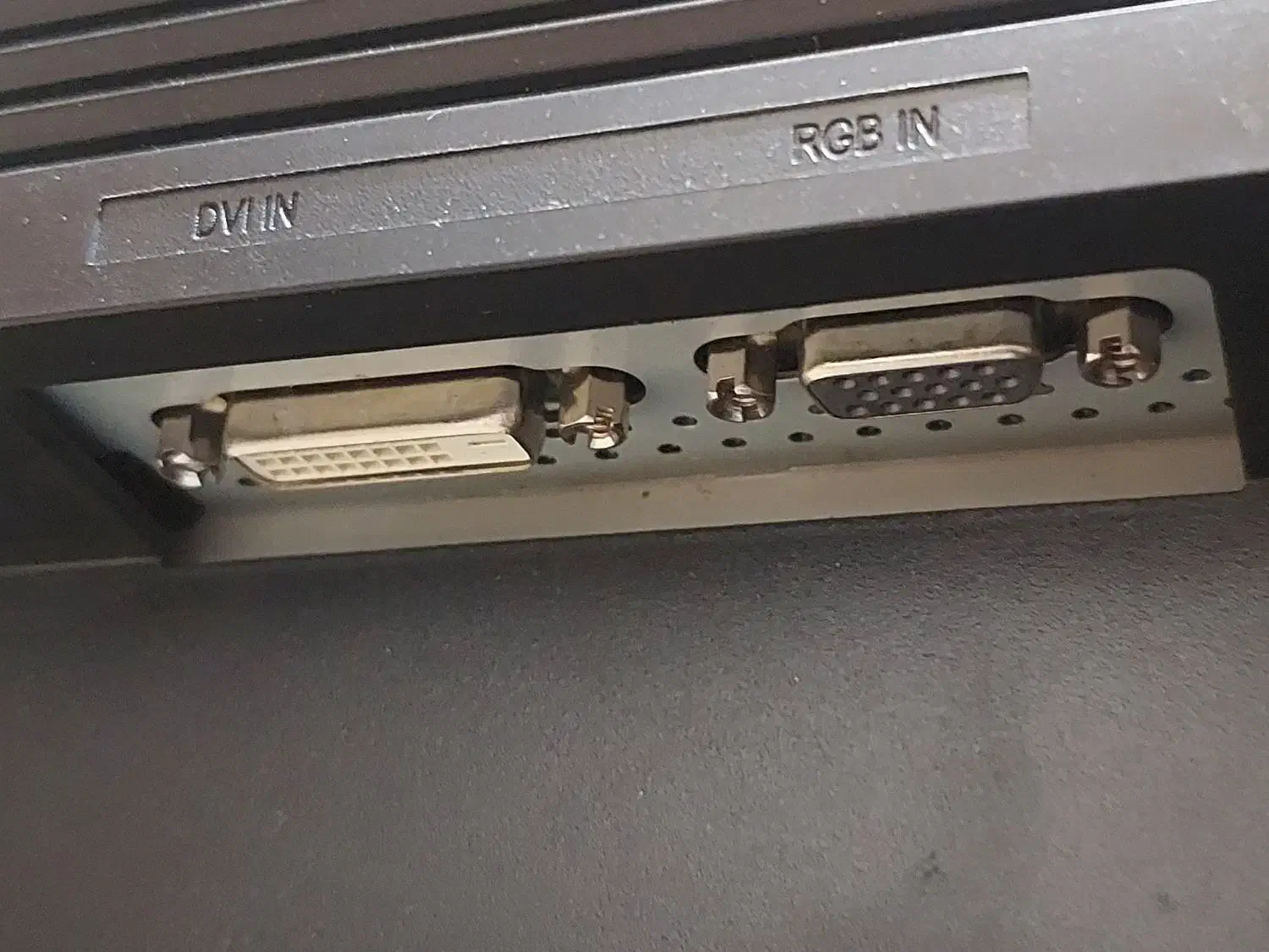 مانیتور ۲۴ اینچ سامسونگ|قطعات و لوازم جانبی رایانه|دلیجان, |دیوار