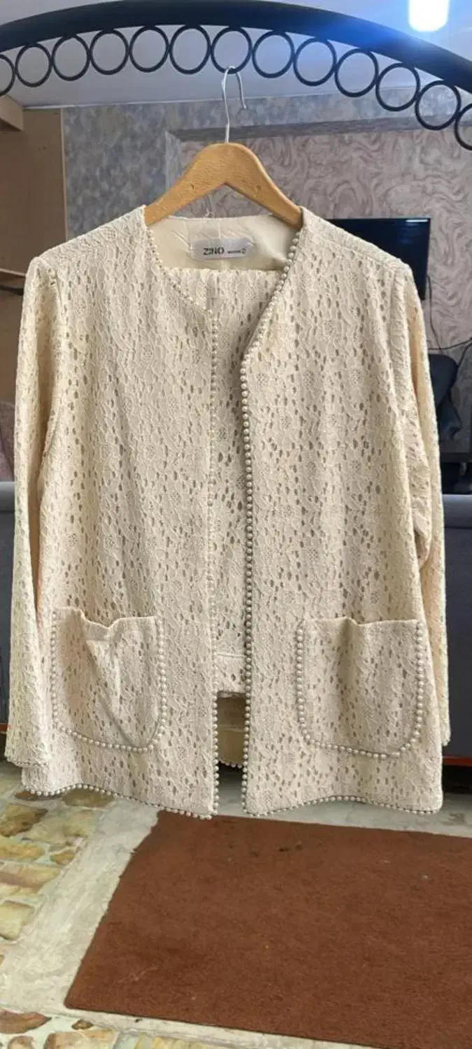 مانتو و بارانی به عنوان فقط عمده|لباس|سلماس, |دیوار