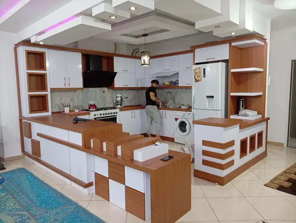 نصب برچسب روی دیوارکابینت،دکورمغازه،استیکرتبلیغاتی|خدمات پیشه و مهارت|مشهد, سراب|دیوار