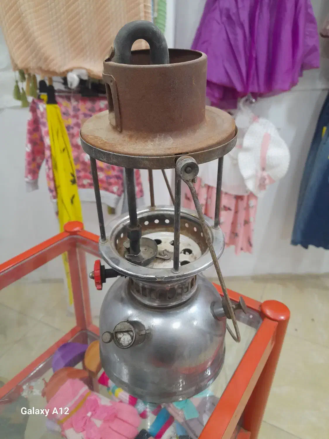 چراغ قدیمی|کلکسیون اشیاء عتیقه|نهاوند, |دیوار