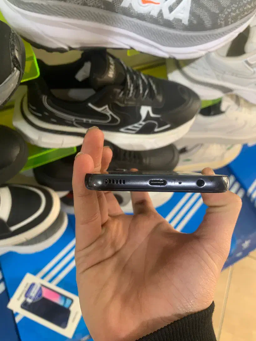 A24 128|موبایل|تهران, استخر|دیوار