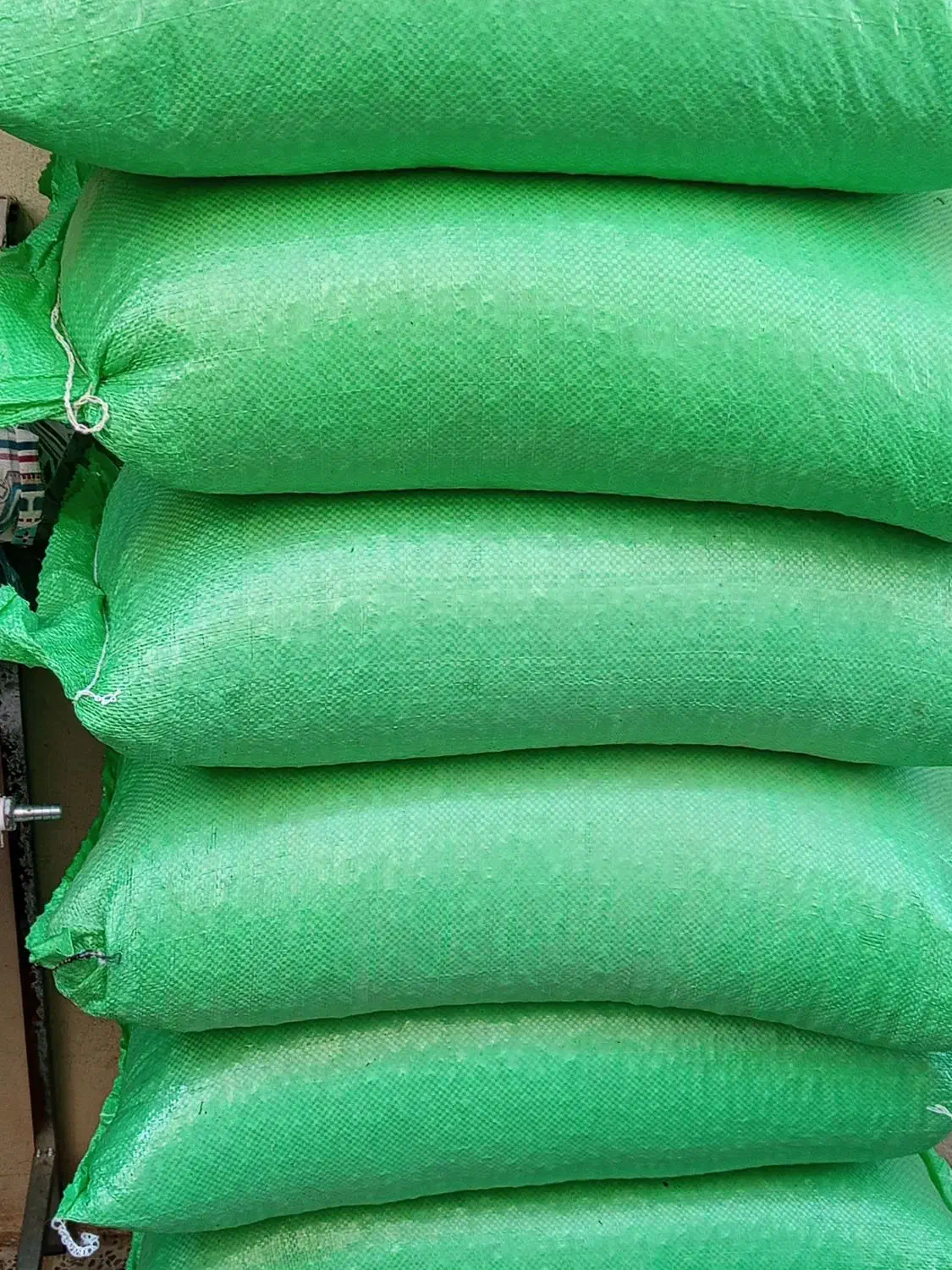 منجیل شهرک ایثارگران خ امینی|خوردنی و آشامیدنی|منجیل, |دیوار