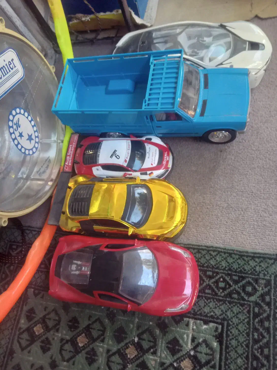 اسباب بازی|اسباببازی بچه|چالوس, |دیوار