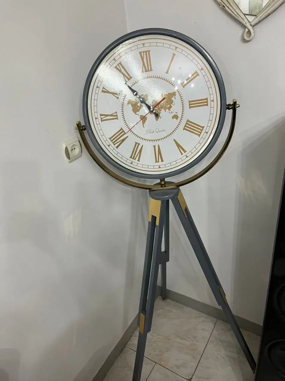 ساعت ایستاده در حد نو|ساعت دیواری و تزئینی|ساری, |دیوار