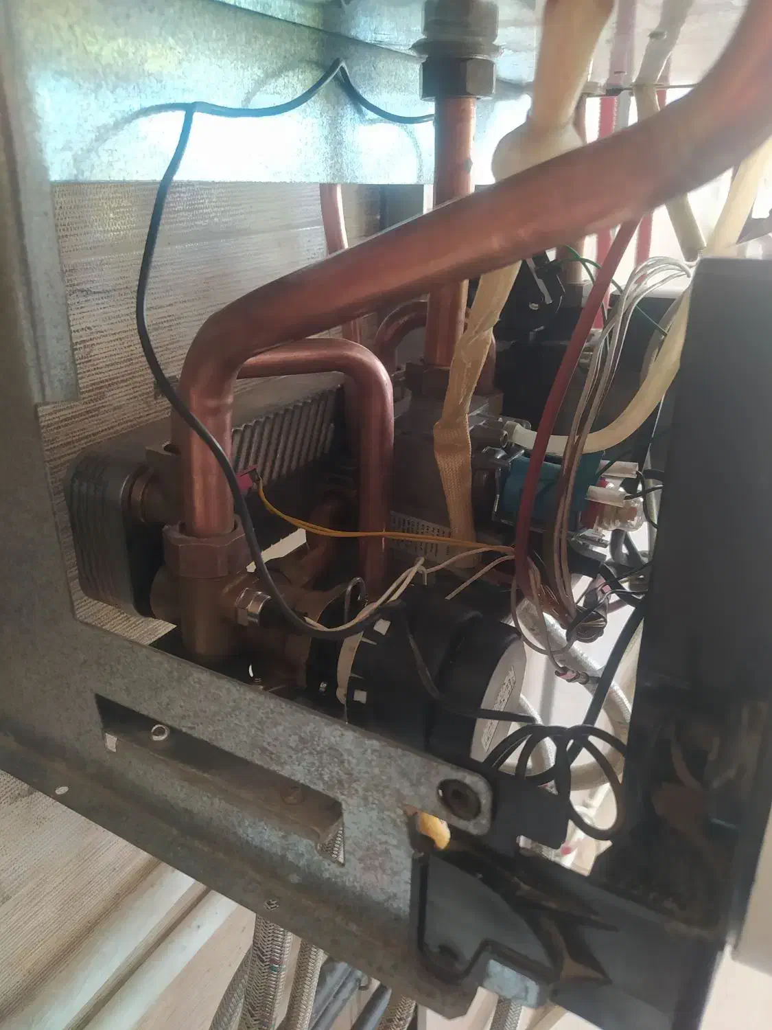 پکیج استوک ایران رادیاتور|آبگرمکن، پکیج، شوفاژ|شهریار, شهریار|دیوار