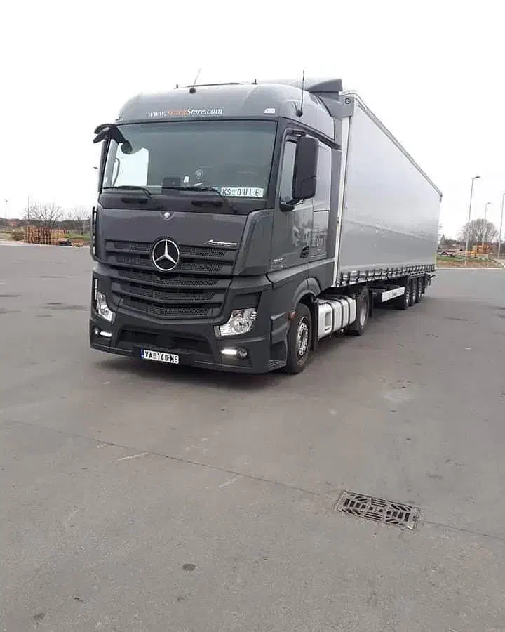 ردیاب حرفه‌ای ماشین سنگینن دقیق وقوی|قطعات یدکی و لوازم جانبی|یزد, |دیوار