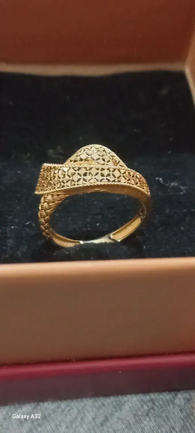 طلا زیبا وانگشتر|جواهرات|قم, ولیعصر|دیوار