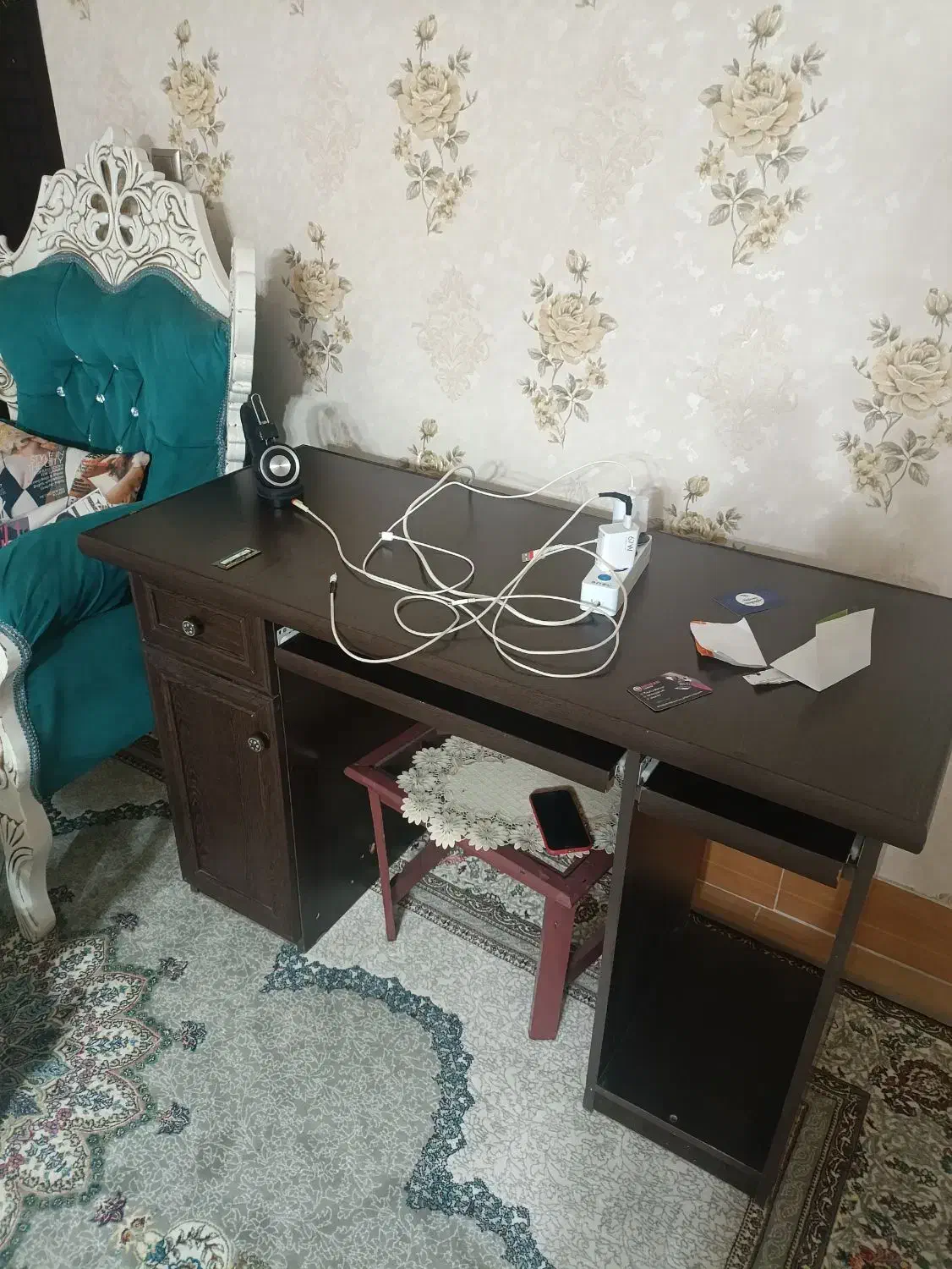 میز کامپیوتر|میز تحریر و کامپیوتر|بومهن, |دیوار