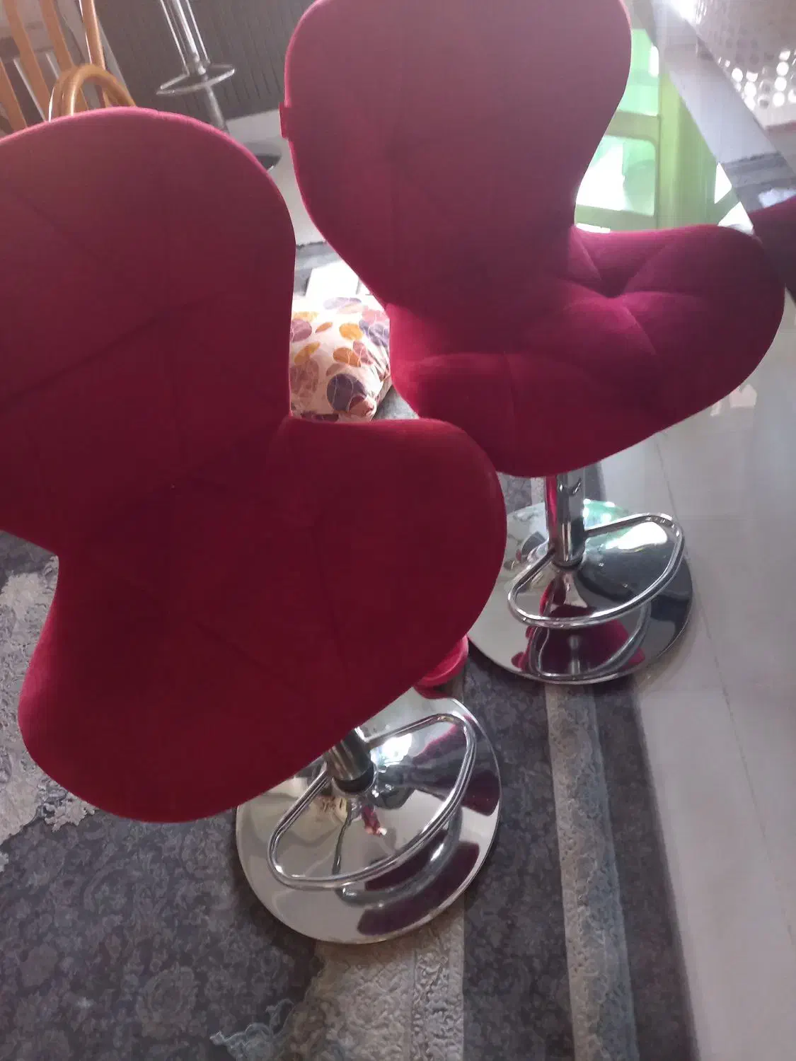 تعدادی صندلی راحتی چندین رنگ|صندلی و نیمکت|گرگان, |دیوار