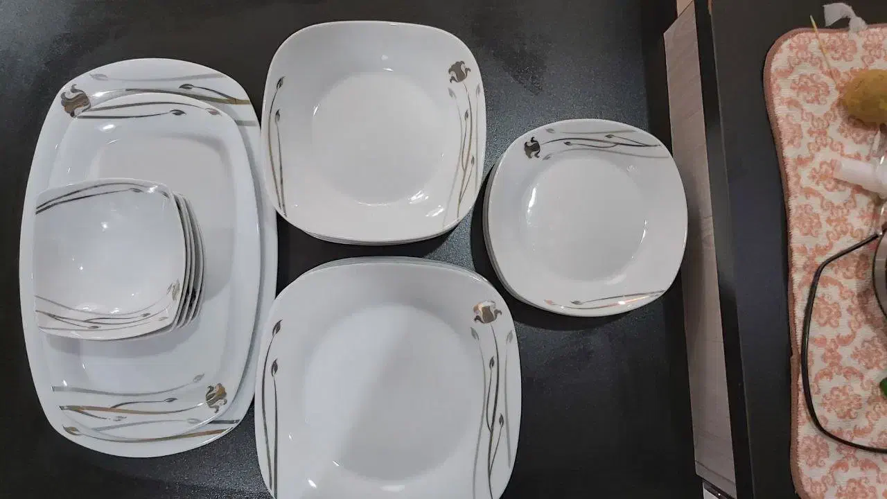 سرویس چینی ۶ نفره تمیز و خوش‌طرح|ظروف سرو و پذیرایی|تهران, تاکسیرانی|دیوار