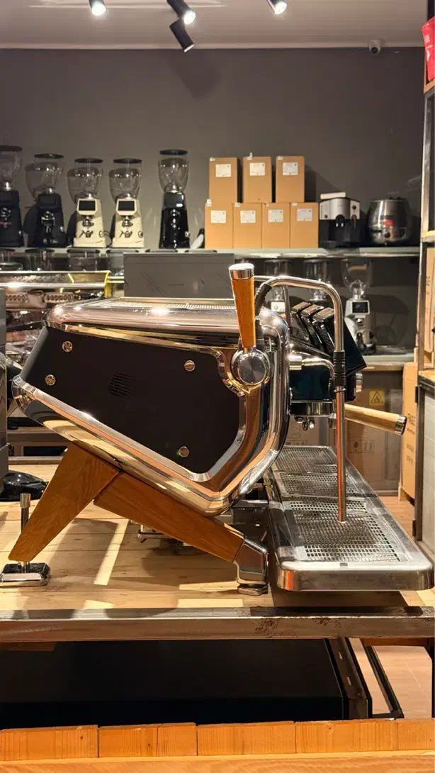 دستگاه اسپرسوساز مولتی بویلر آستوریا استورم ۲۰۱۹|کافی‌شاپ و رستوران|تهران, نیاوران|دیوار