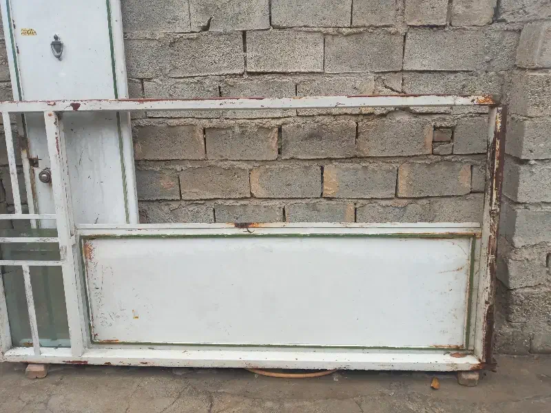 درب حیاط در ابعاد ۱۳۸×۲۶۰ سانت|مصالح و تجهیزات ساختمان|میاندوآب, |دیوار