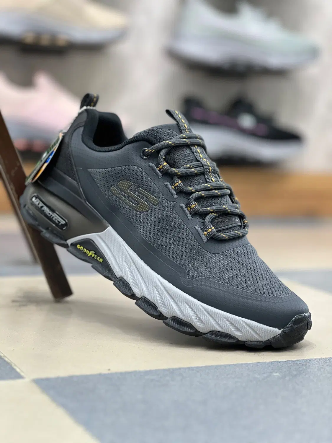 SKETCHERS Max Protect Vietnam|لامپ و چراغ|بانه, |دیوار