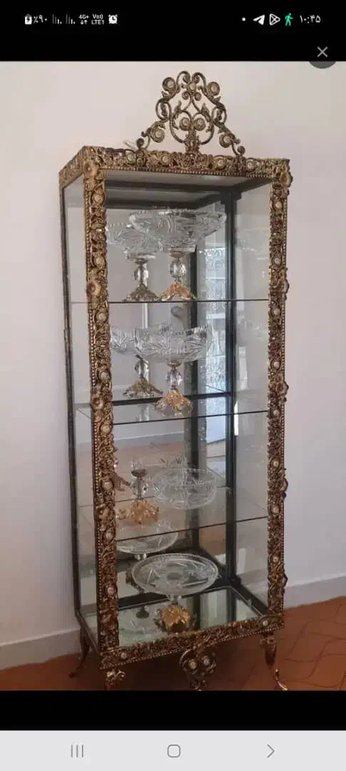 بوفه ویترین بسیار شیک|بوفه، ویترین، کنسول|چهارباغ, |دیوار